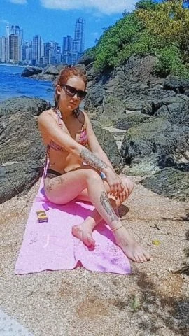 Vitória Zeferino, Escort, Balneario Camboriú