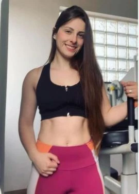 Júlia Alves — 4 / 7