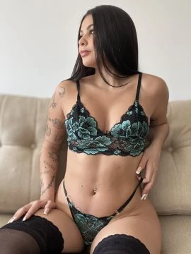 Lola — 3 / 9