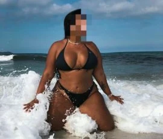 Rhayane Lopes — 2 / 5