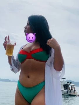 Camilly Reis — 3 / 5