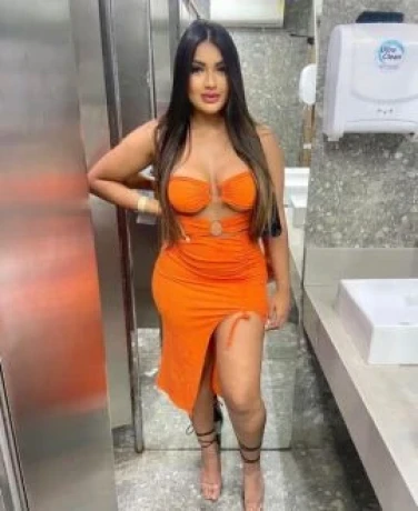 Brenda Martins — 2 / 5