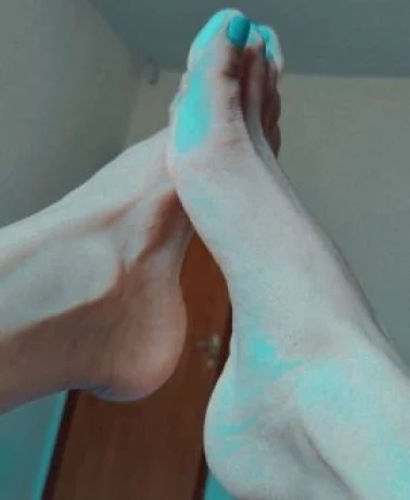 Valentina Duarte — 4 / 5