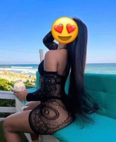 Hayra Ferraz — 7 / 9