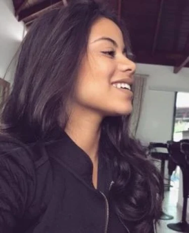 Jasmin Costa — 8 / 9