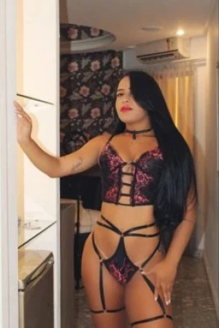 Nicole Maia — 4 / 9