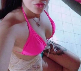Aghata Muniz — 6 / 9