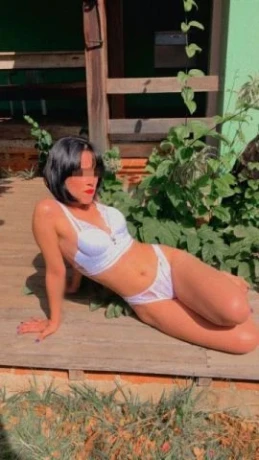 Amanda Souza — 2 / 4