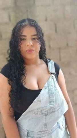 Luana Aparecida — 3 / 4