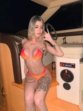 Kiara — 5 / 9