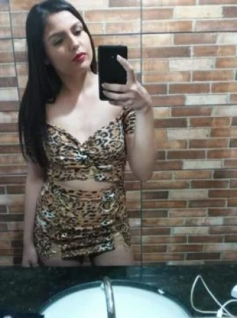 Larissa Weber — 5 / 9