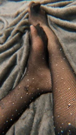 Jully Rodrigues — 1 / 5