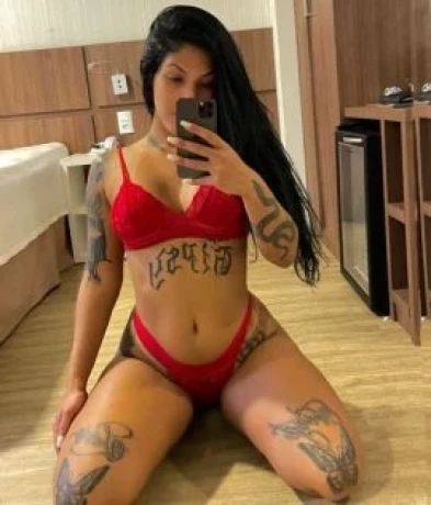 Gabriela Lauderbac — 6 / 9