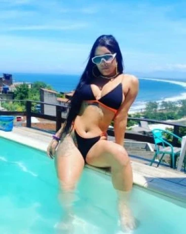 Luna Capelli — 5 / 6