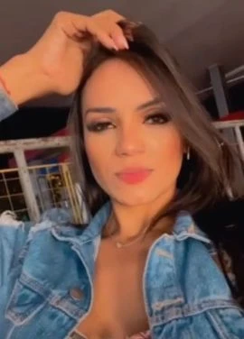 Bruna Vaz — 4 / 5