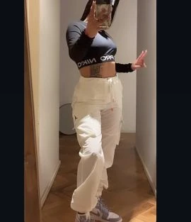 Mia, Escort, Nuñez
