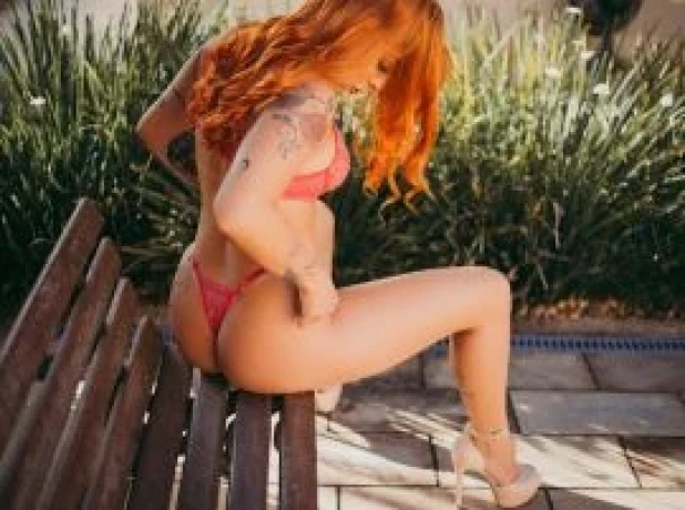 Ariella Alves — 4 / 5