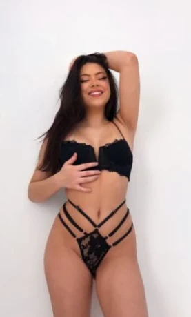 Luna Vieira — 1 / 5