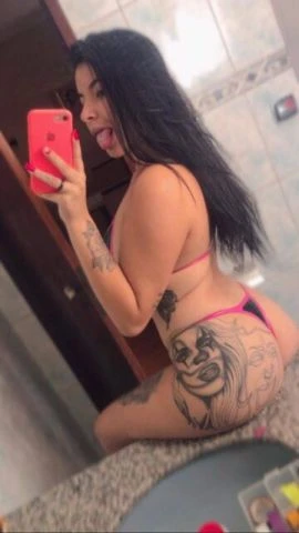 Raylla Santos — 2 / 5
