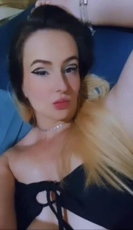 Livia Moura — 5 / 6