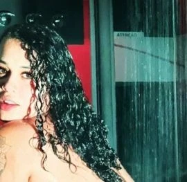 Lua Lins — 4 / 5