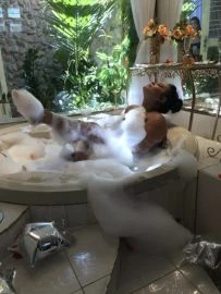 Ímola Ferreira, Escort, Goiânia