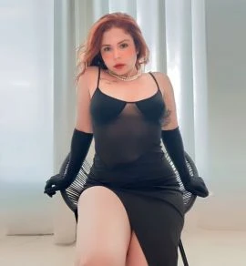Mariana Liz — 4 / 5