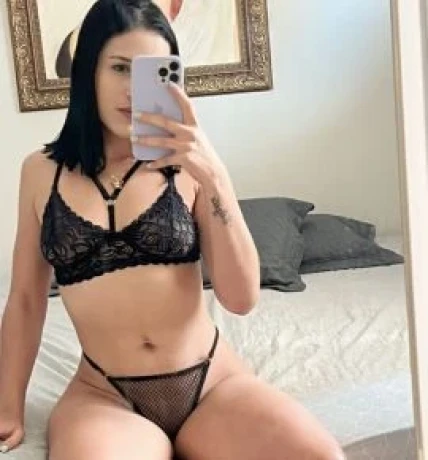 Aline Cristal — 3 / 4