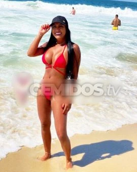 Marcela Fernanda — 4 / 6