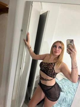 Mely, Escort, Congreso