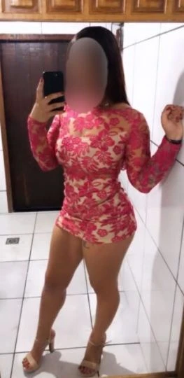 Aghata Silva — 2 / 5