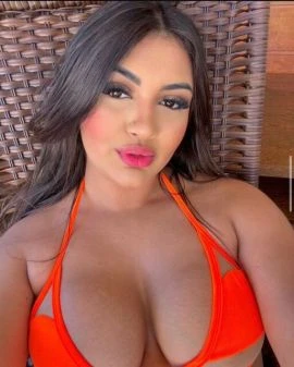 Brenda Martins — 4 / 5