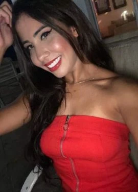 Nicolly Oliveira — 4 / 5