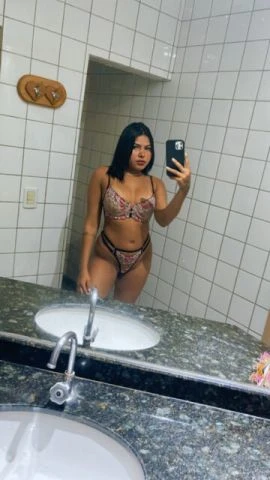 Adriana Monteiro — 2 / 4