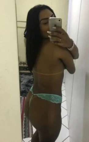 Alexia Cortes — 8 / 9