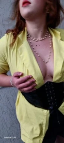 Aurora Drummond — 4 / 5