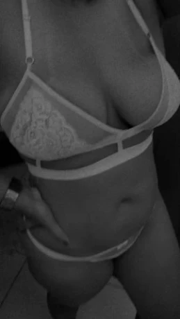 Eva Montenegro — 3 / 5