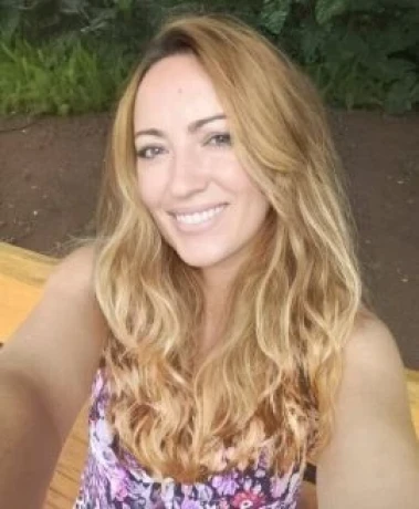 Linda Ferrari — 3 / 4