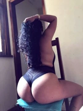 Yasmin Pimenta — 2 / 8