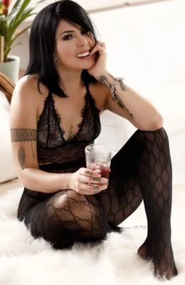 Talita Feitosa — 4 / 5