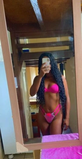 Paloma Novais — 6 / 8