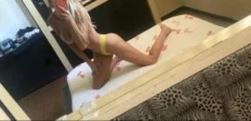 Naty Montenegro — 4 / 6