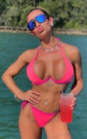 Bruna Siqueira — 3 / 6