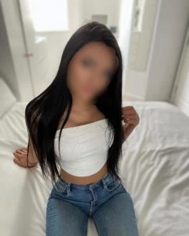 Mirella Sierra — 4 / 9