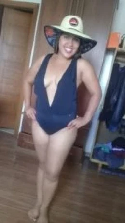 Katielly Ferreira — 1 / 5