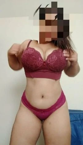 Larissa Franco — 4 / 7