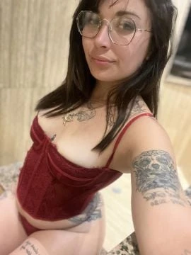 Estefy — 8 / 9
