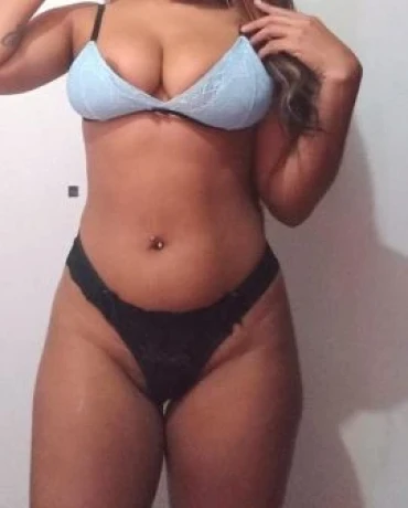 Athena Barretos — 6 / 7