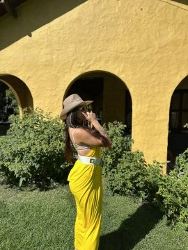 Jade — 6 / 9