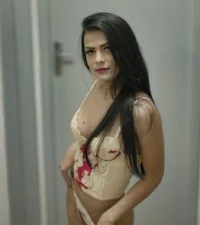 Camila Sousa — 4 / 5